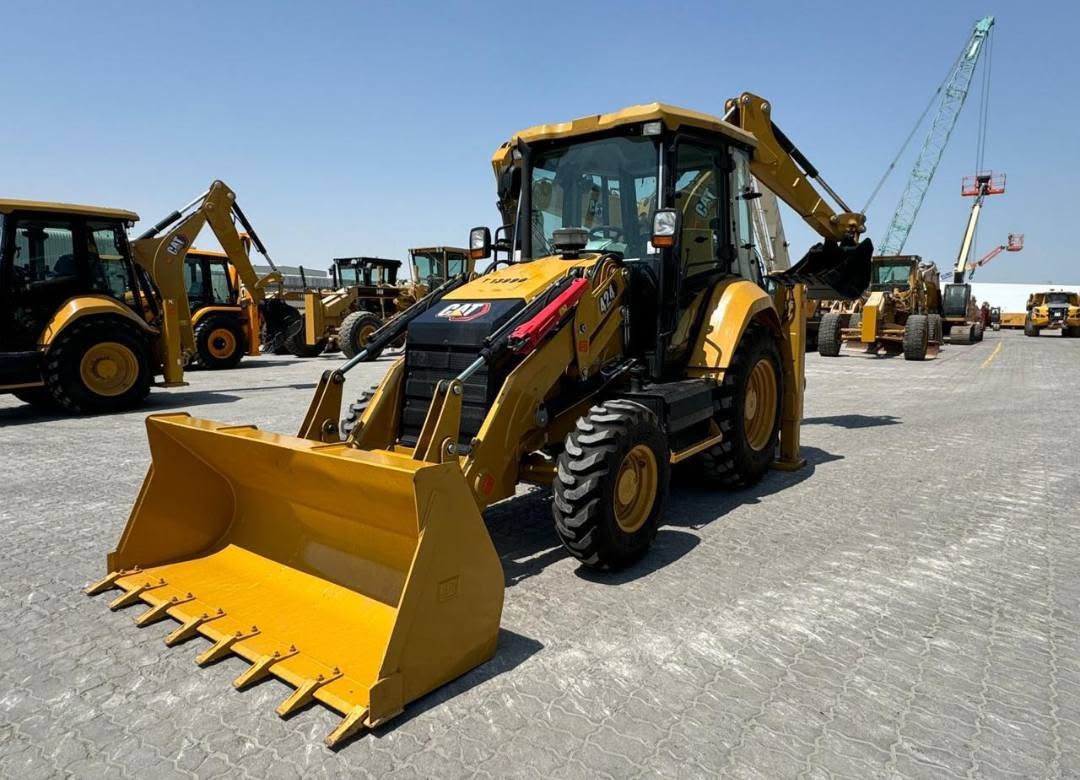 باك لودر CAT لأعمال الحفر والتحميل - JMS GROUP Syria - شركة جهاد الخطيب وأولاده - الرستن - حمص